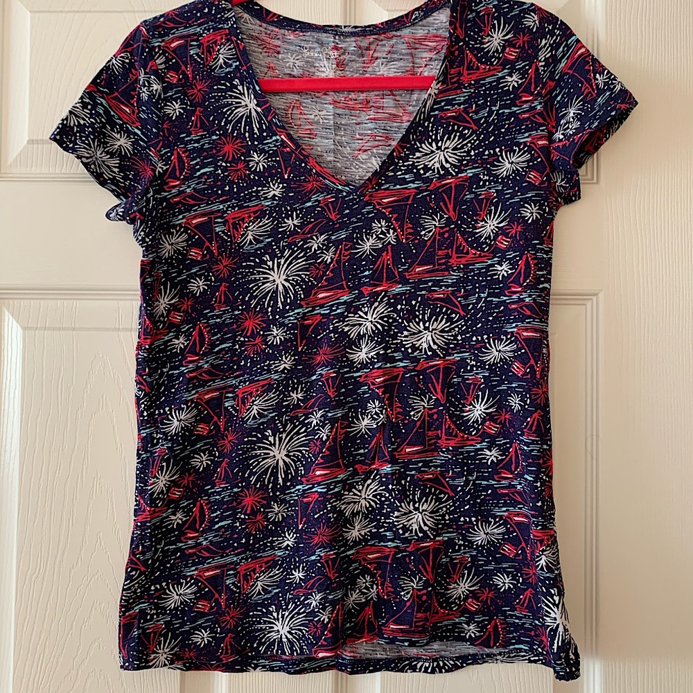 EUC Lilly Pulitzer Sparks Fly Shirt 🎆